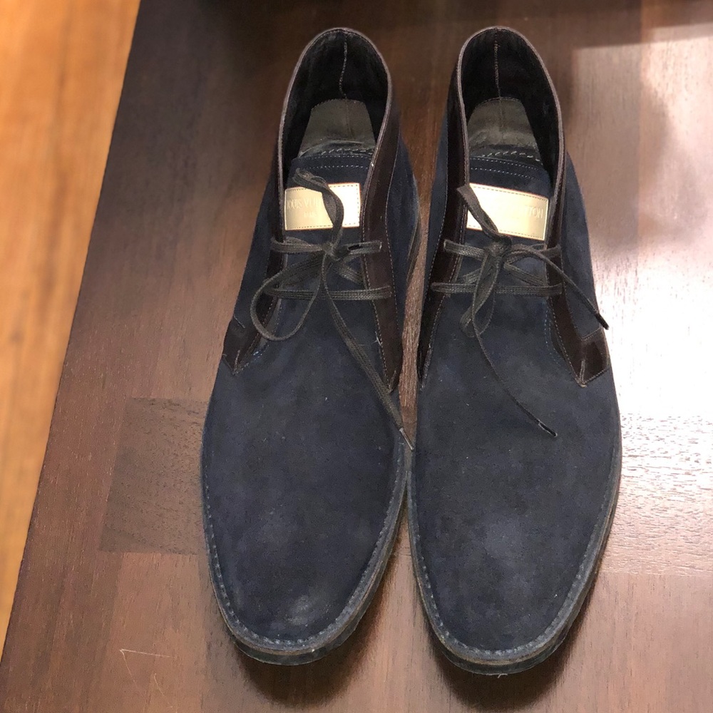 Louis Vuitton Suede Men’s Dress Shoes with Laces
